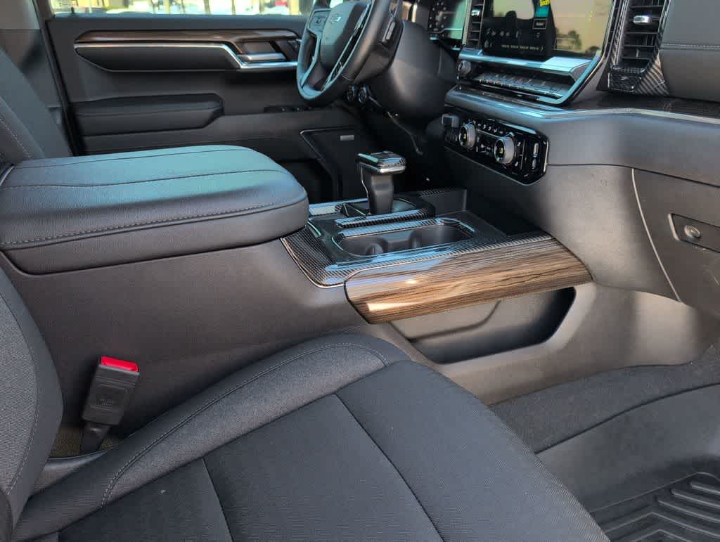 Thumbnail: 2024 Chevrolet Silverado 1500 - 22