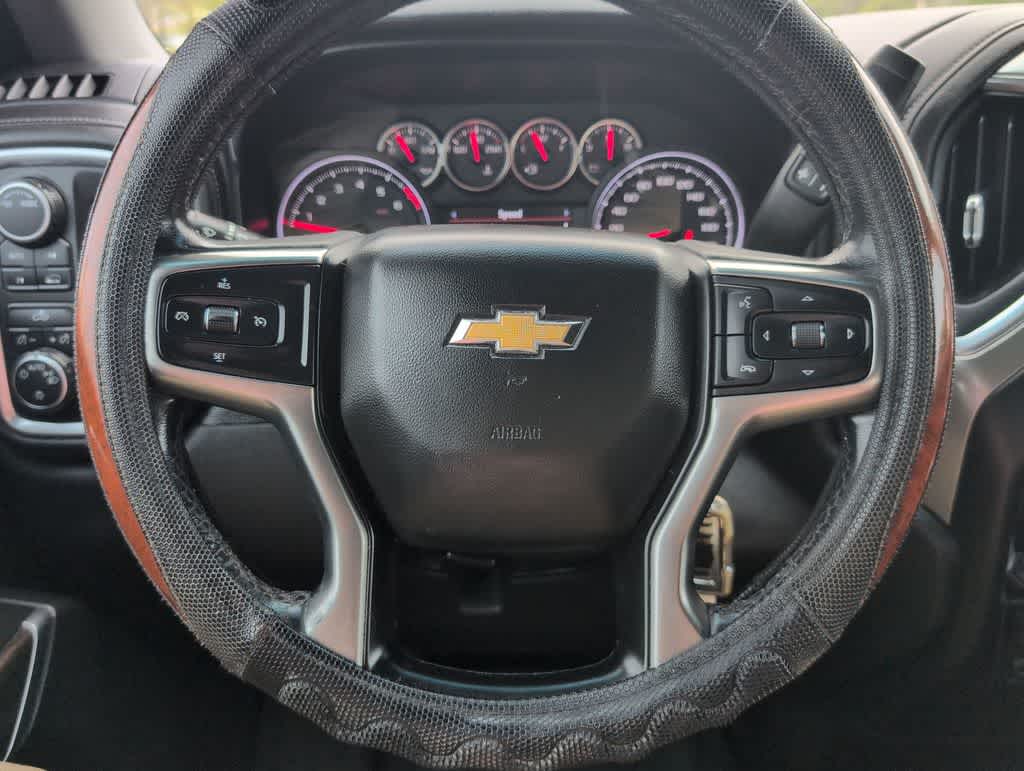Thumbnail: 2020 Chevrolet Silverado 1500 - 22