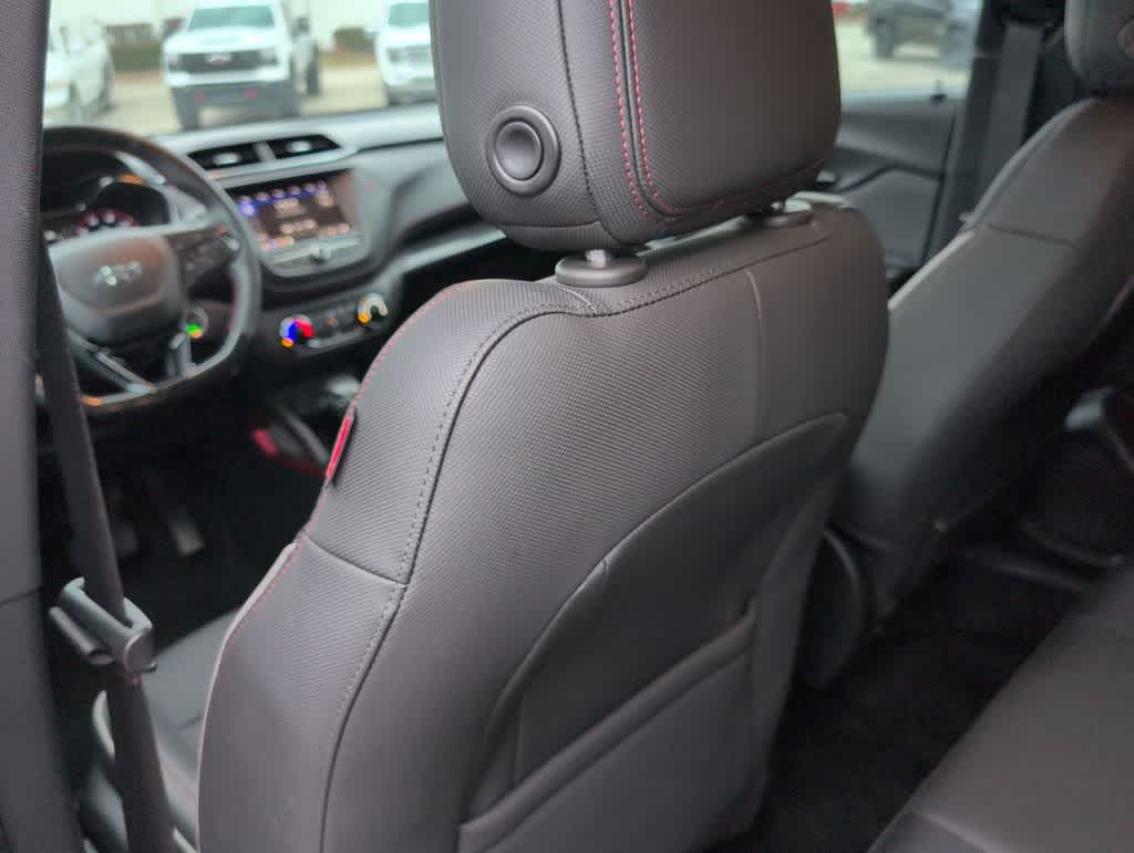 Thumbnail: 2022 Chevrolet TrailBlazer - 19