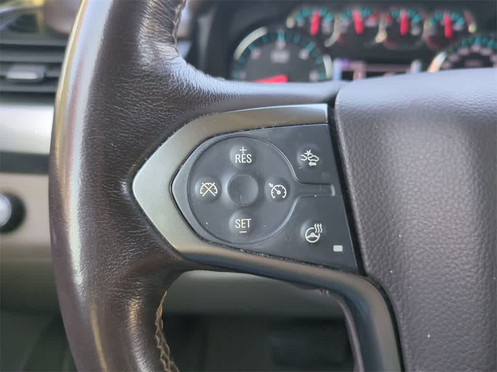 Thumbnail: 2018 Chevrolet Suburban - 24