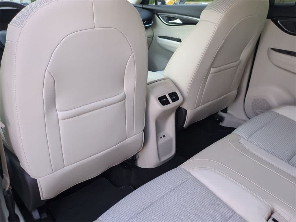 Thumbnail: 2022 Buick Envision - 17