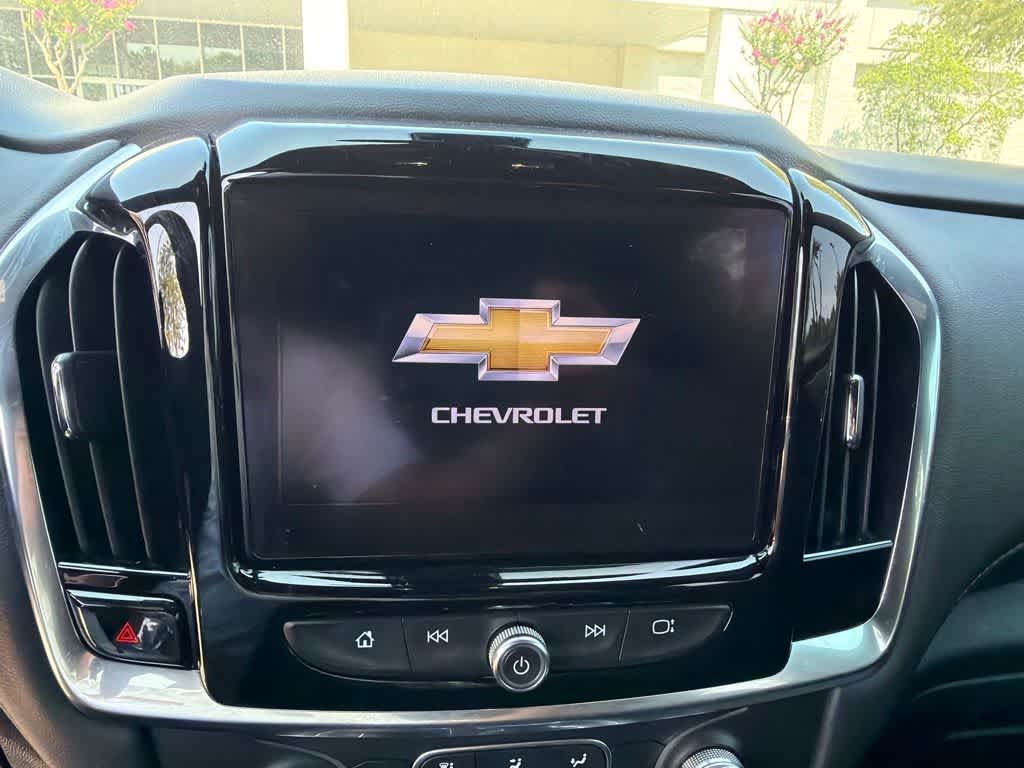 Thumbnail: 2023 Chevrolet Traverse - 9