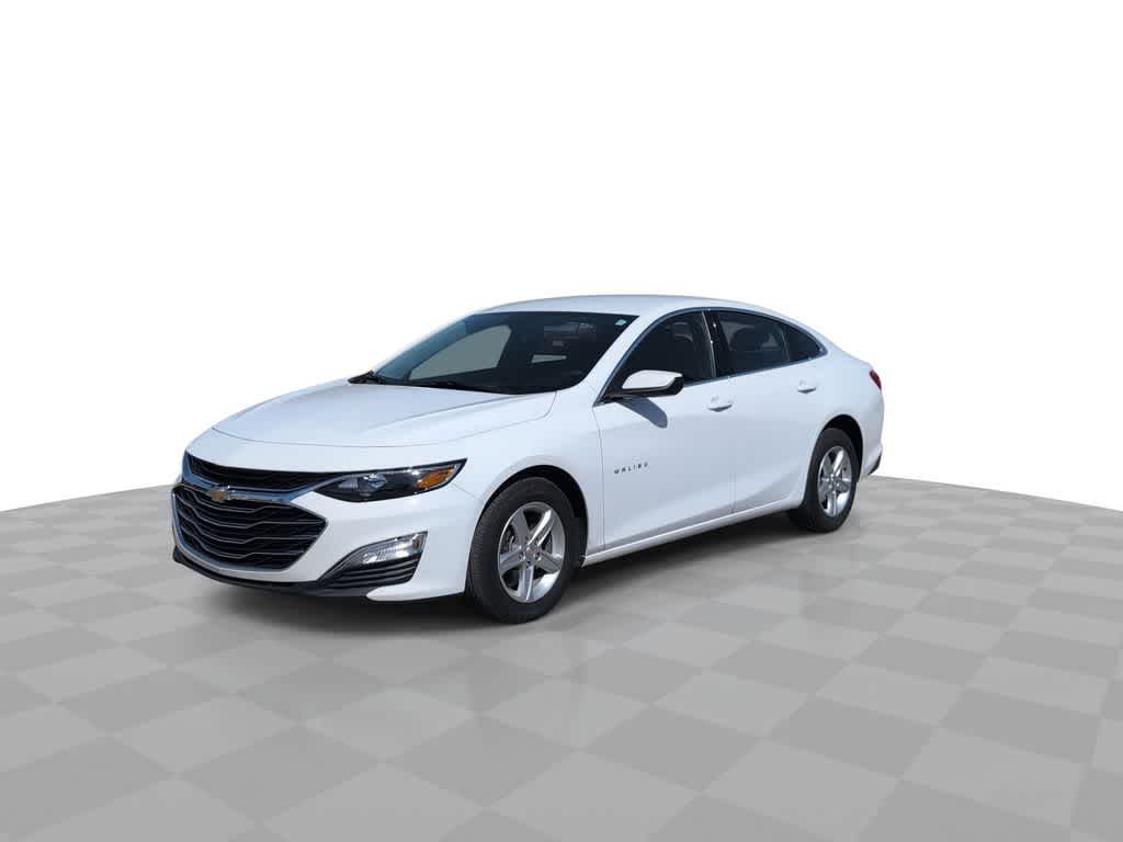 Thumbnail: 2024 Chevrolet Malibu - 4