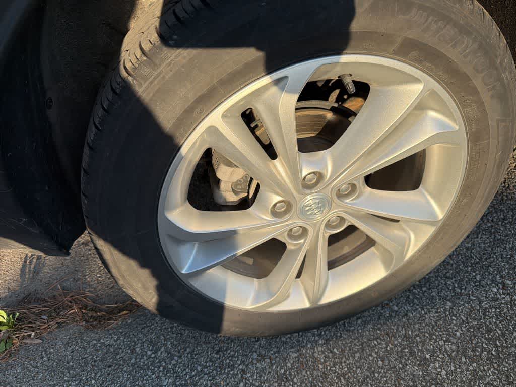 Thumbnail: 2023 Buick Encore GX - 18