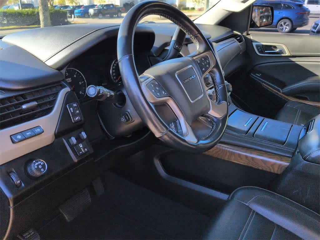 Thumbnail: 2019 GMC Yukon XL - 10