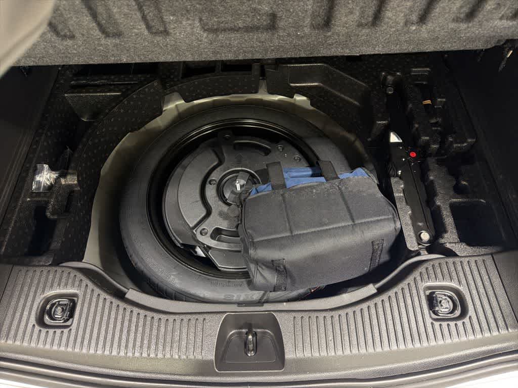 Thumbnail: 2019 Buick Encore - 22