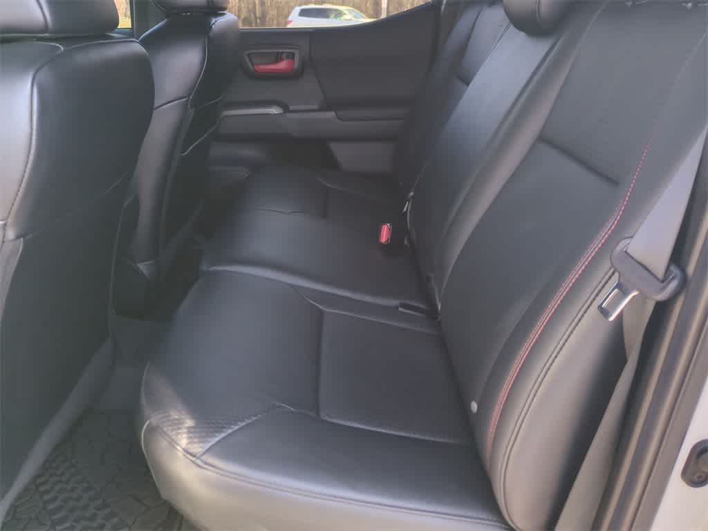 Thumbnail: 2022 Toyota Tacoma - 21