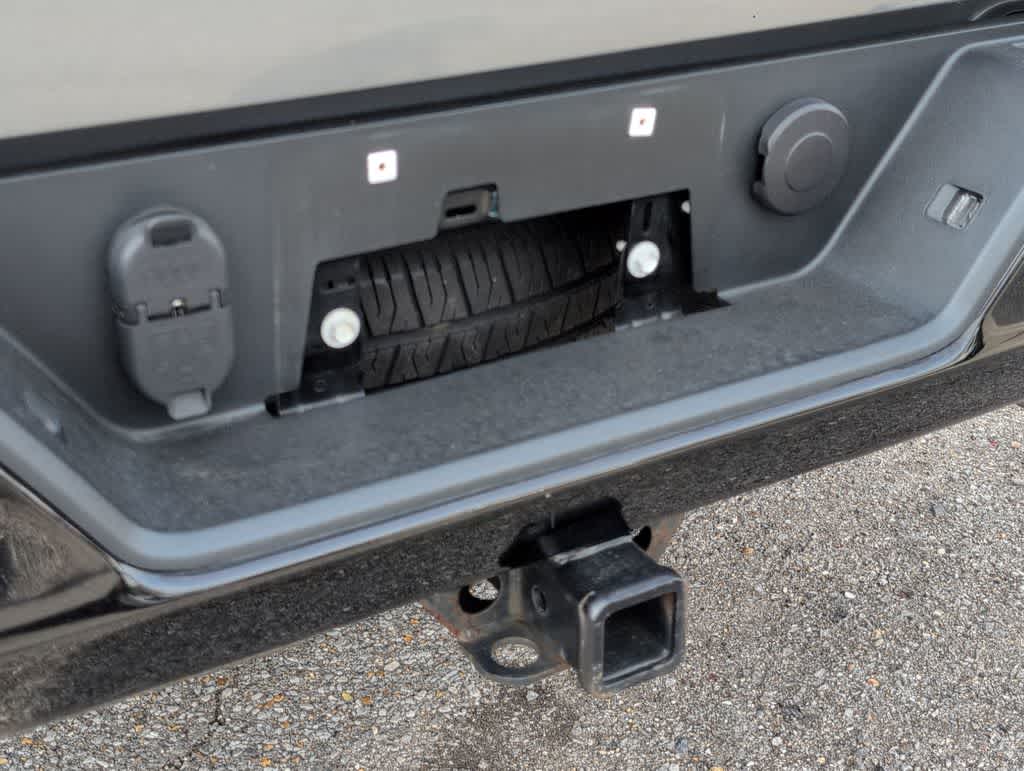 Thumbnail: 2020 Chevrolet Silverado 1500 - 34