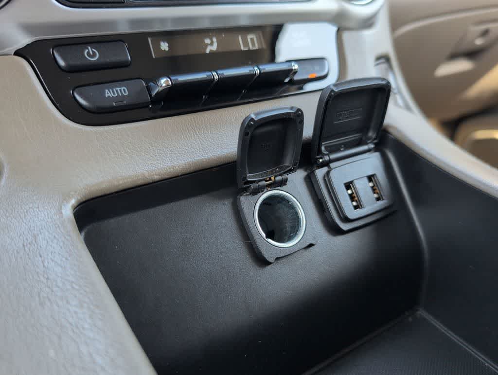 Thumbnail: 2016 GMC Yukon - 32
