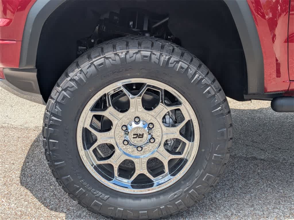 Thumbnail: 2025 GMC Canyon - 9