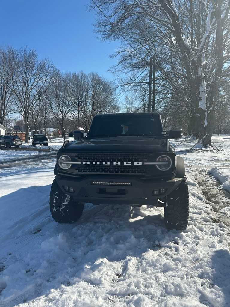 Thumbnail: 2022 Ford Bronco - 5
