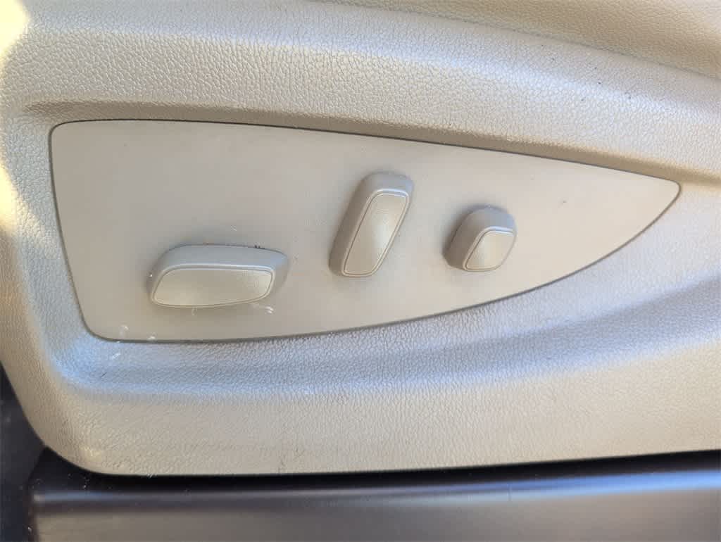 Thumbnail: 2019 Chevrolet Silverado 2500 - 18