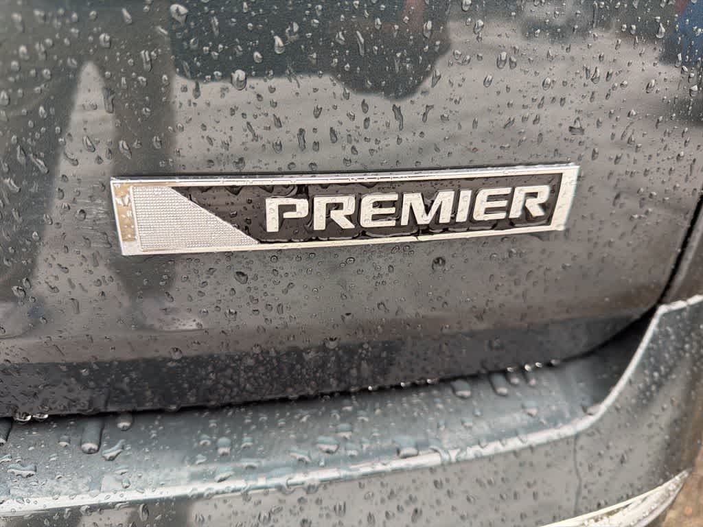 Thumbnail: 2018 Chevrolet Traverse - 12