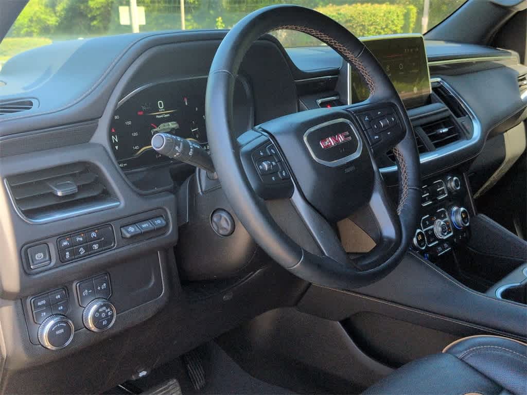 Thumbnail: 2024 GMC Yukon XL - 10