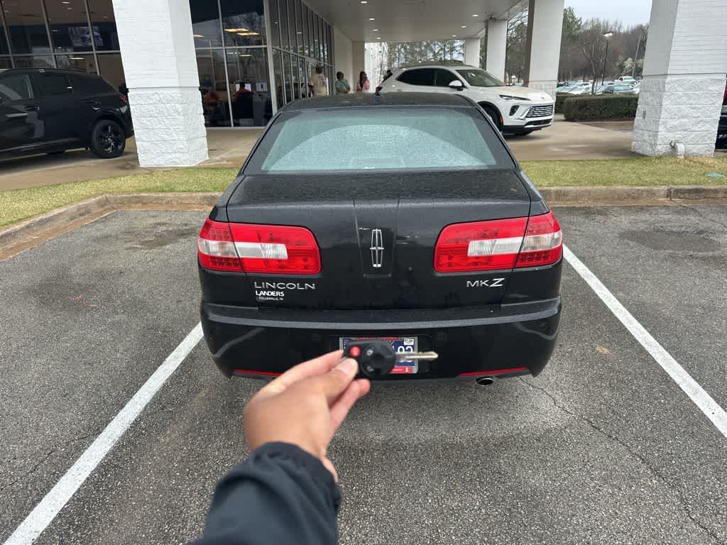 Thumbnail: 2009 Lincoln MKZ - 4