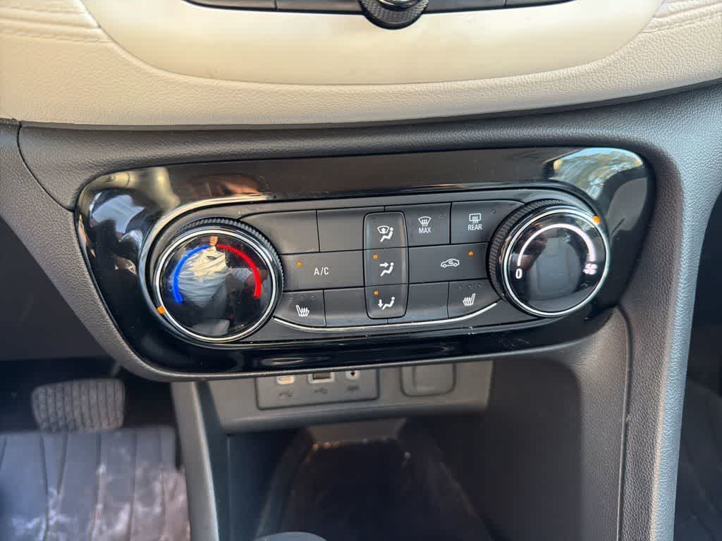 Thumbnail: 2023 Buick Encore GX - 8