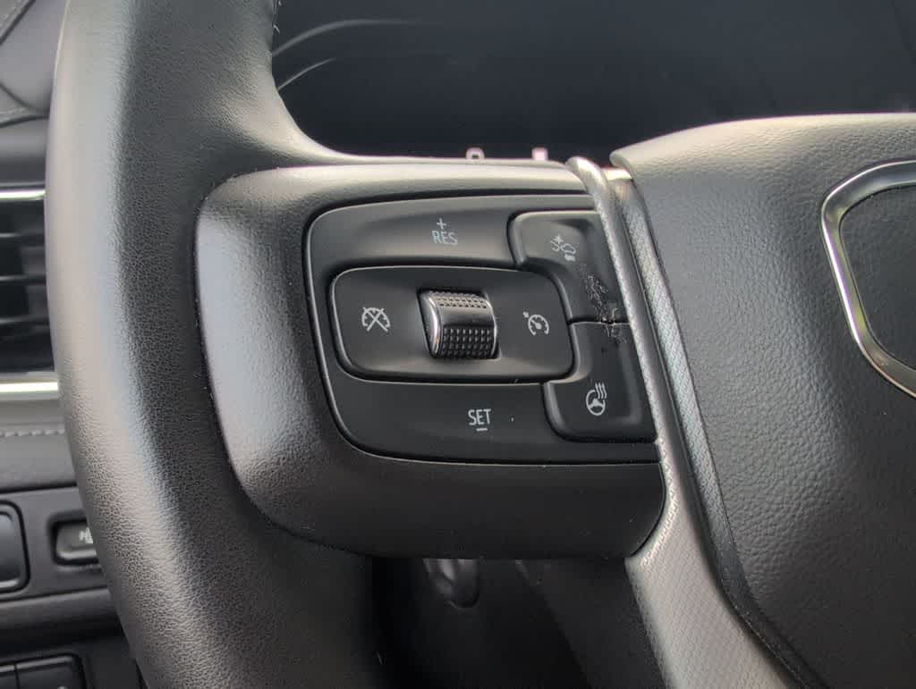 Thumbnail: 2023 GMC Yukon - 24