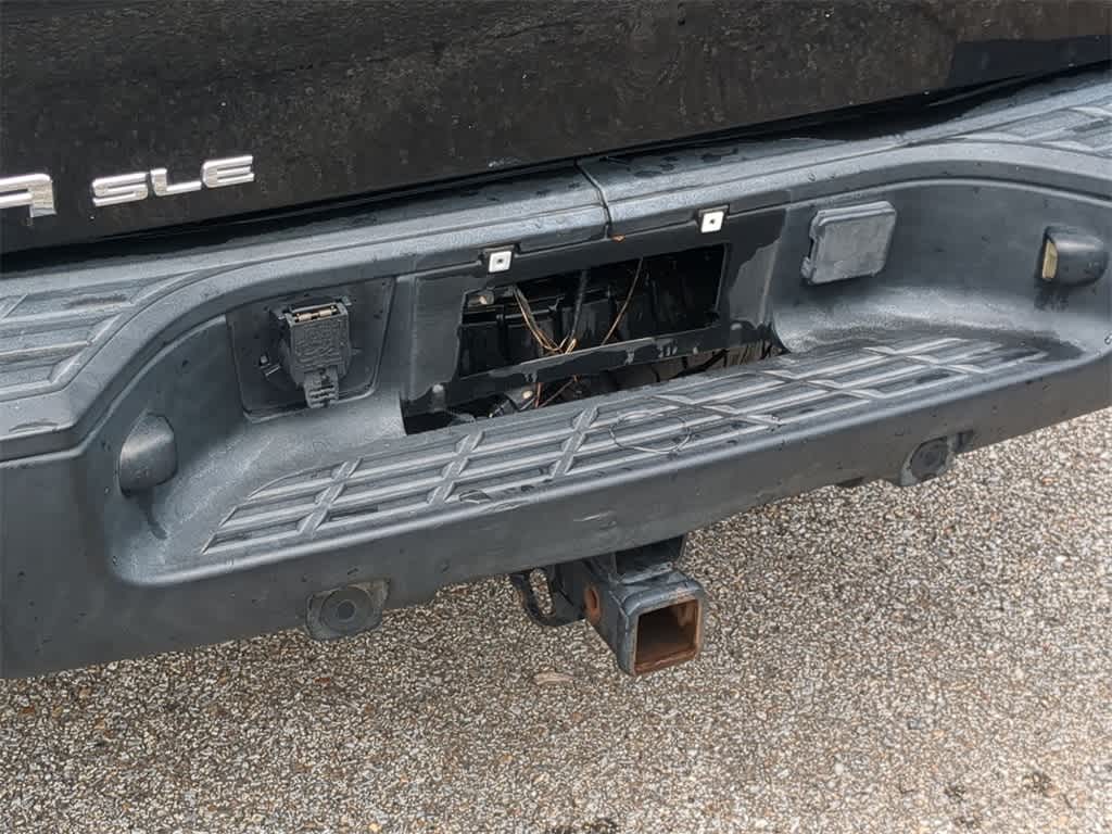 Thumbnail: 2011 GMC Sierra 1500 - 32