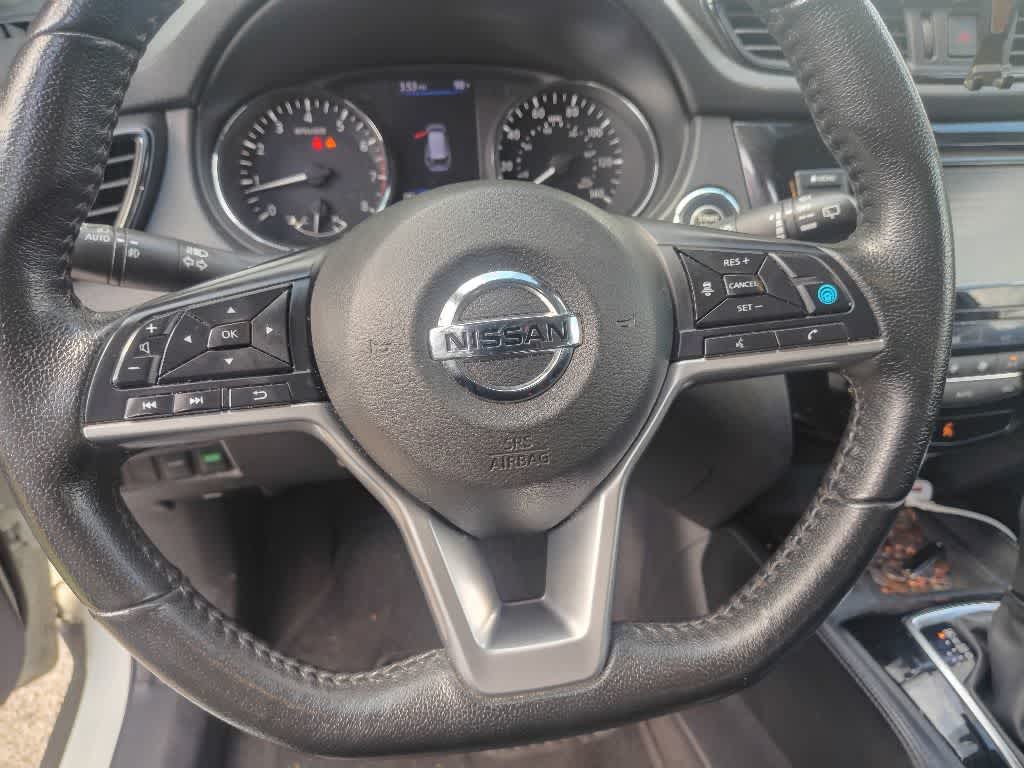 Thumbnail: 2020 Nissan Rogue - 20