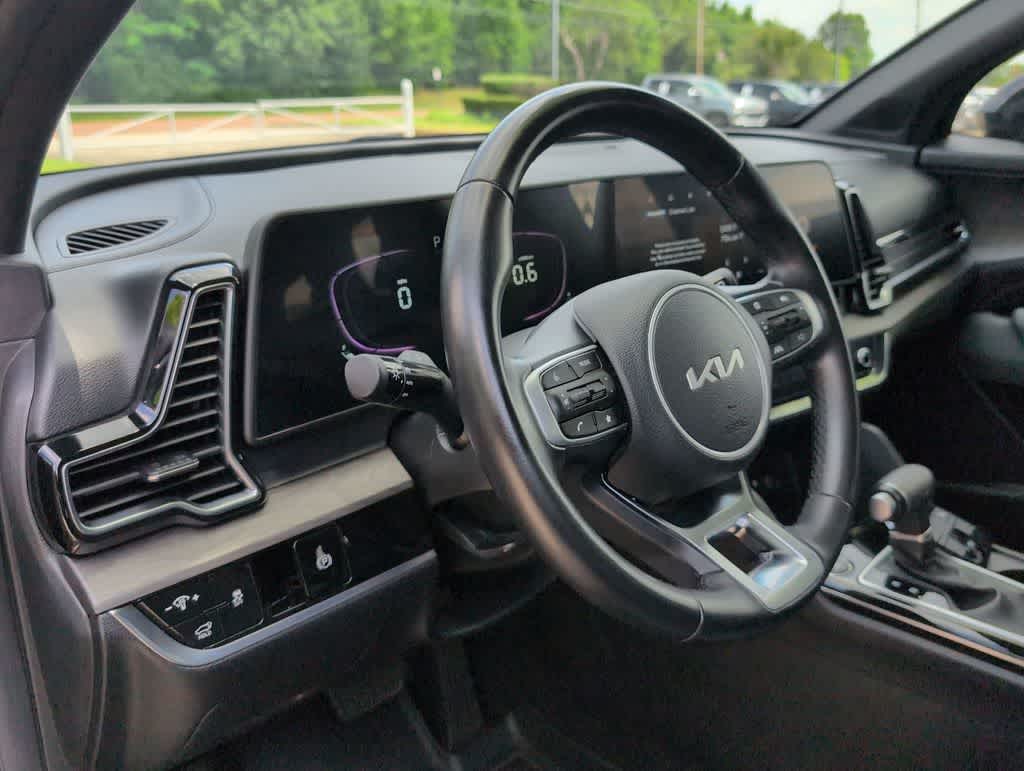 Thumbnail: 2023 Kia Sportage - 10