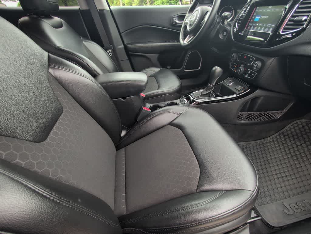Thumbnail: 2020 Jeep Compass - 22