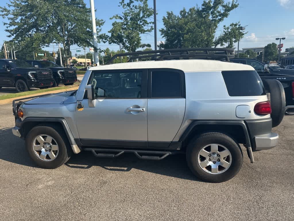 Thumbnail: 2007 Toyota FJ Cruiser - 5