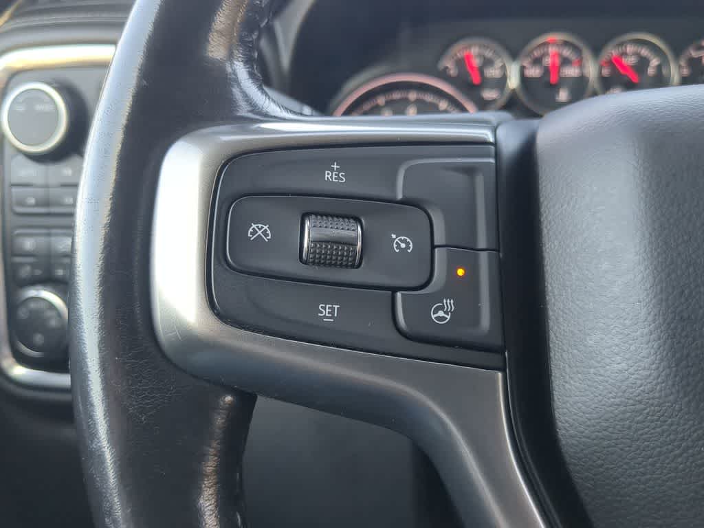 Thumbnail: 2020 Chevrolet Silverado 1500 - 24