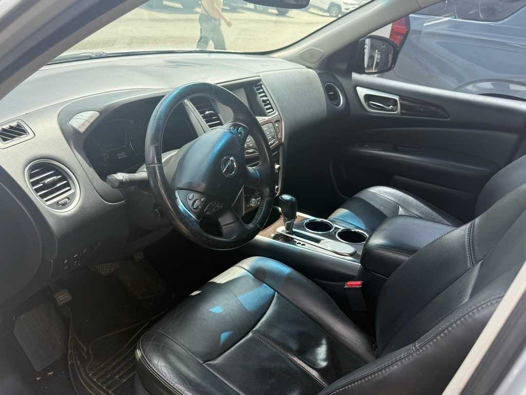 Thumbnail: 2014 Nissan Pathfinder - 2