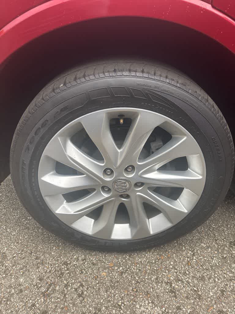 Thumbnail: 2017 Buick Envision - 9