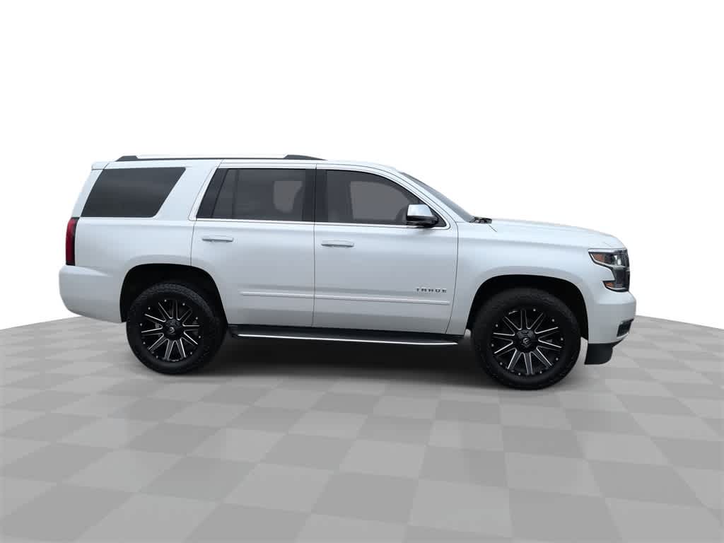 Thumbnail: 2019 Chevrolet Tahoe - 9