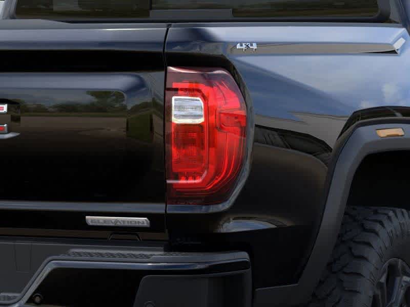 2025 GMC Canyon Elevation 11
