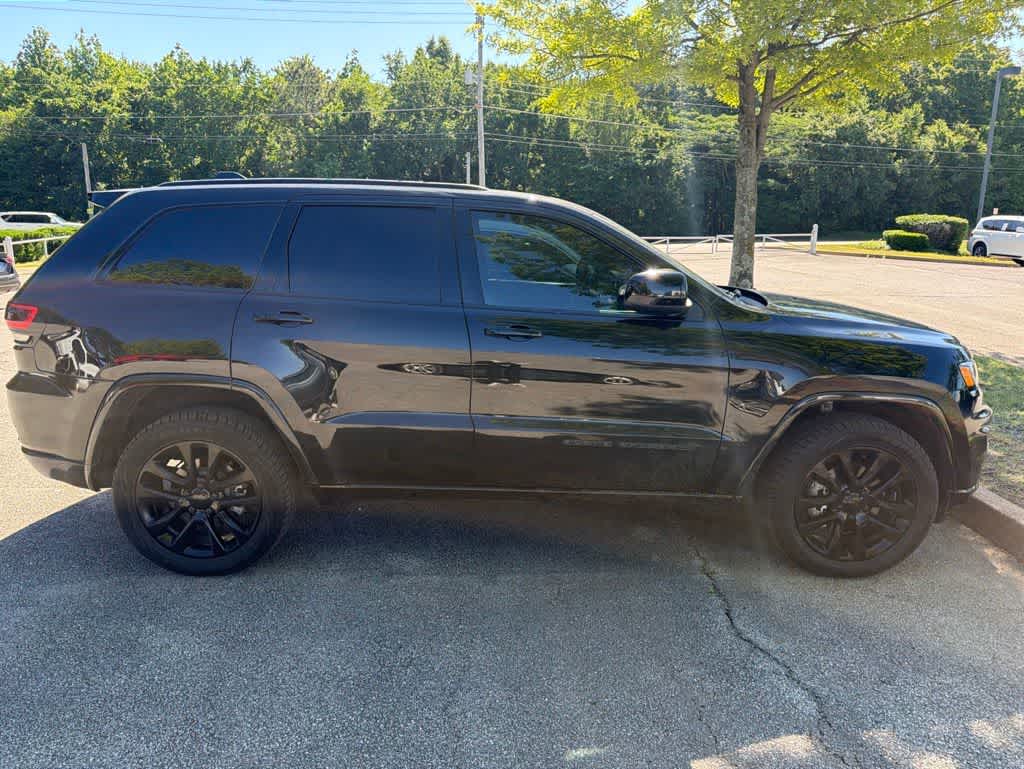 Thumbnail: 2020 Jeep Grand Cherokee - 19