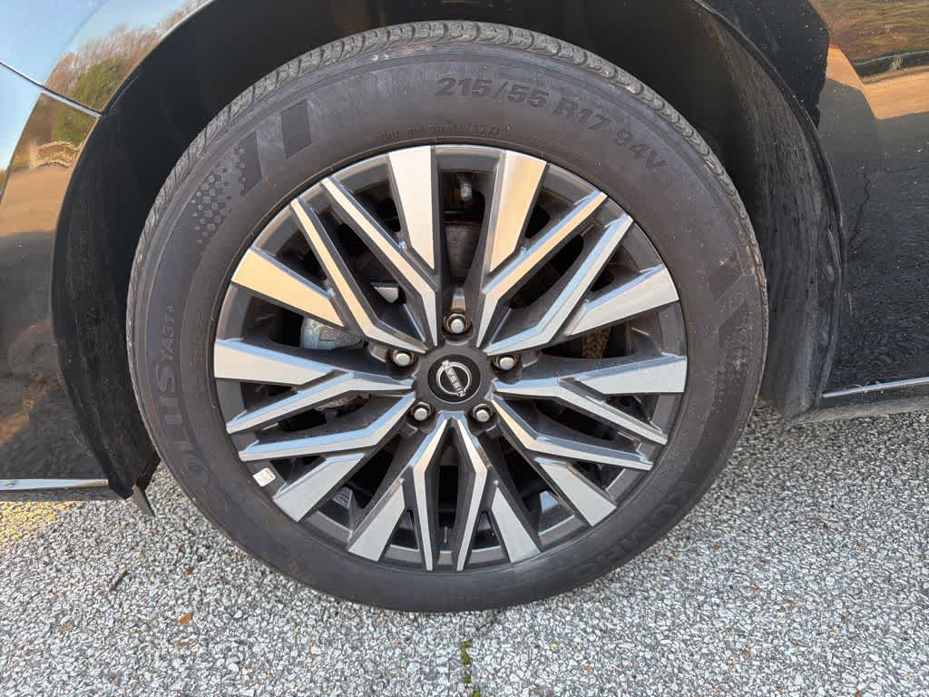 Thumbnail: 2025 Nissan Altima - 6