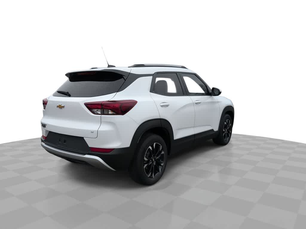 Thumbnail: 2023 Chevrolet TrailBlazer - 8