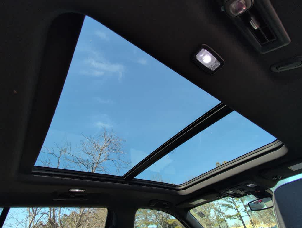 Thumbnail: 2021 Chevrolet Tahoe - 22