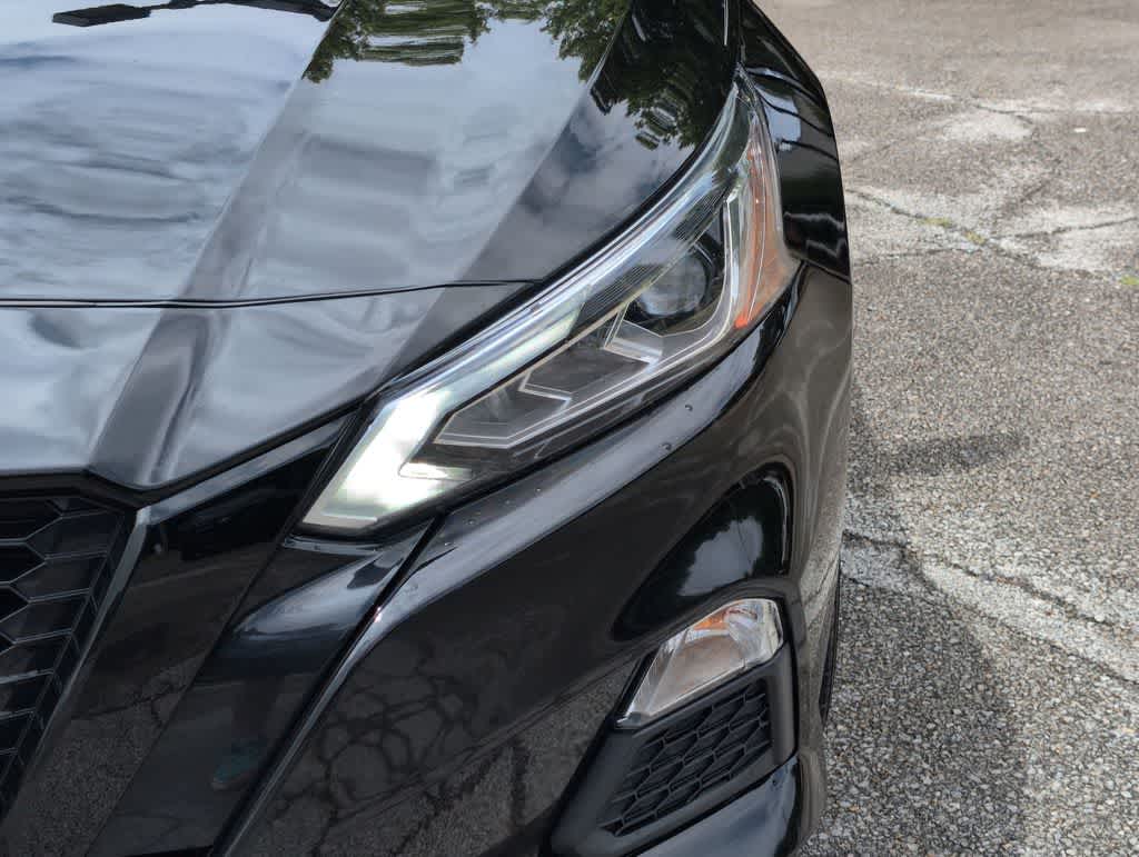 Thumbnail: 2019 Nissan Altima - 11