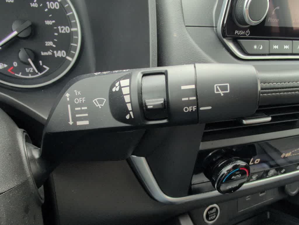 Thumbnail: 2023 Nissan Rogue - 25