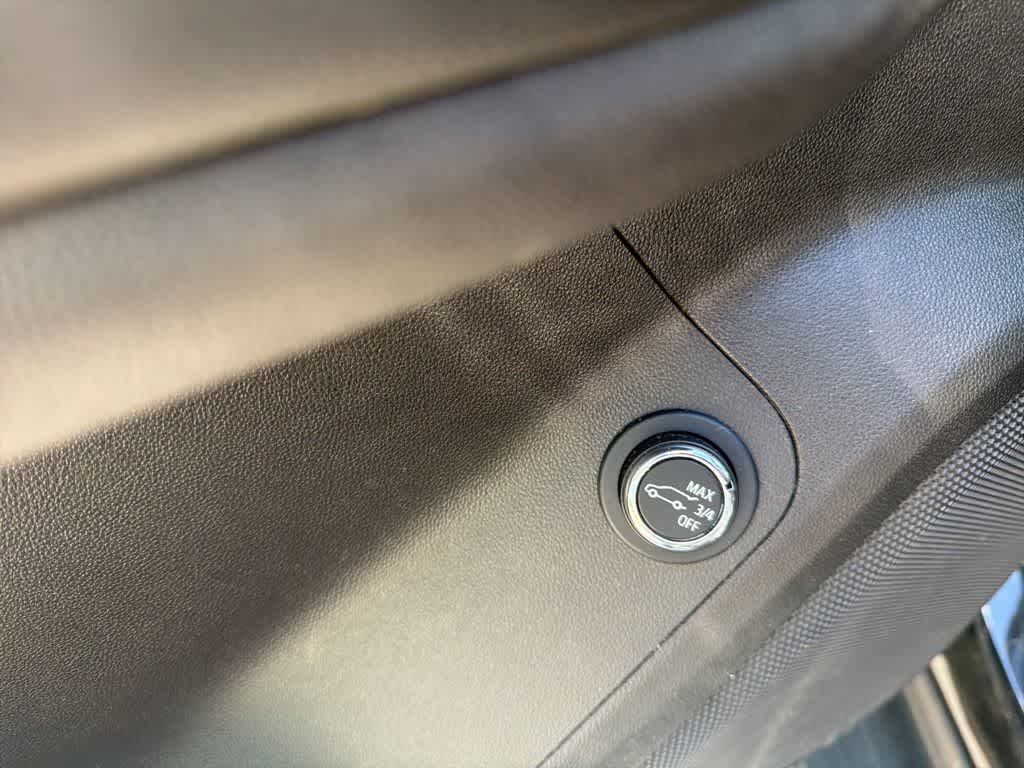 Thumbnail: 2021 GMC Acadia - 10