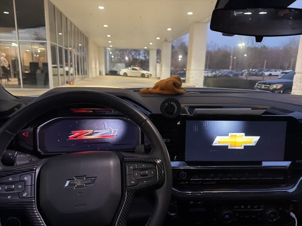 Thumbnail: 2024 Chevrolet Silverado 1500 - 12