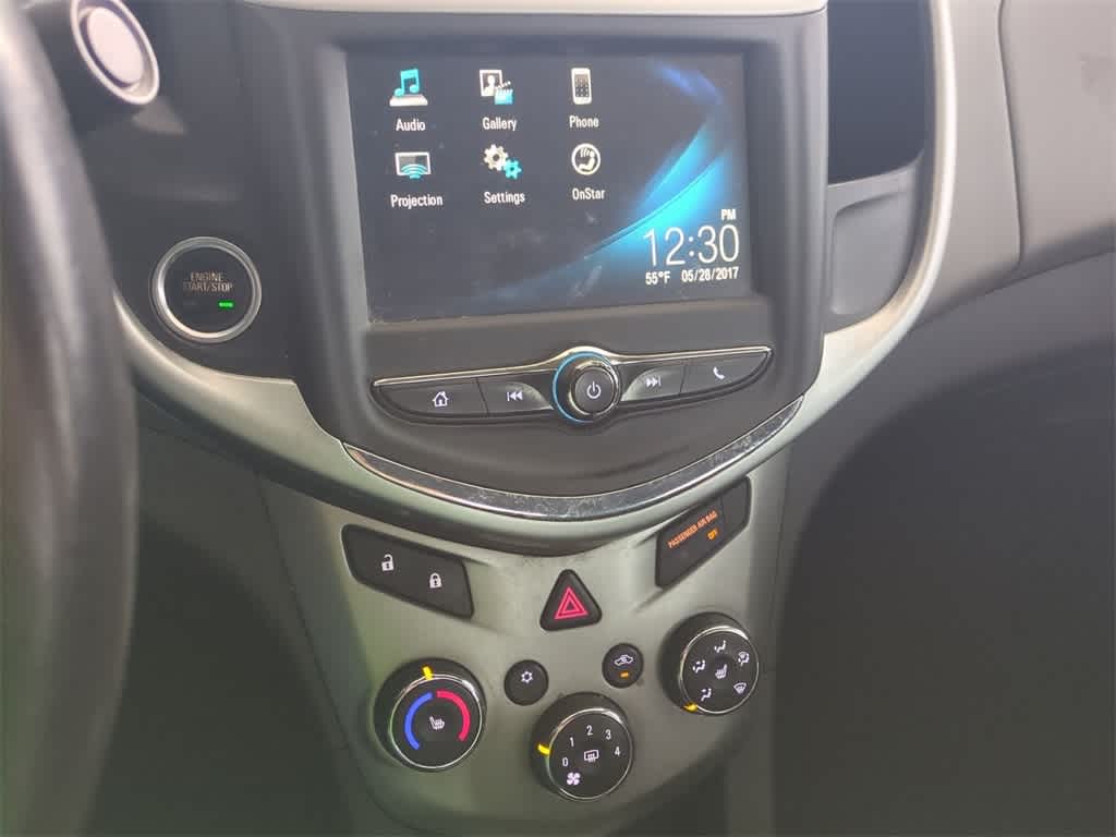 Thumbnail: 2017 Chevrolet Sonic - 27