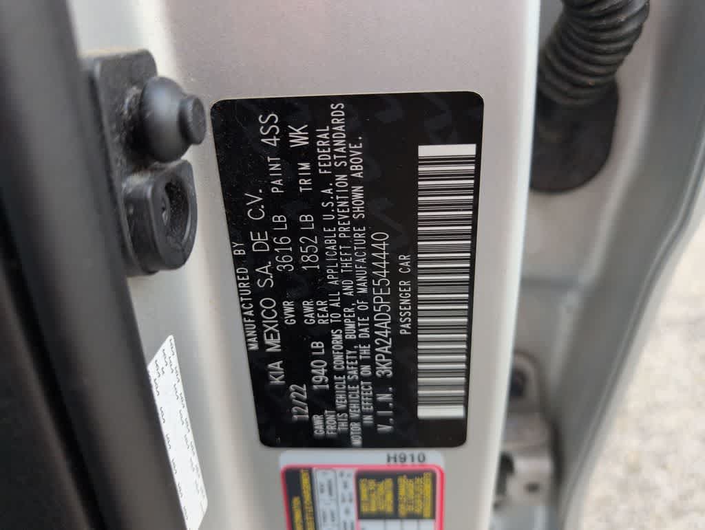 Thumbnail: 2023 Kia Rio - 35