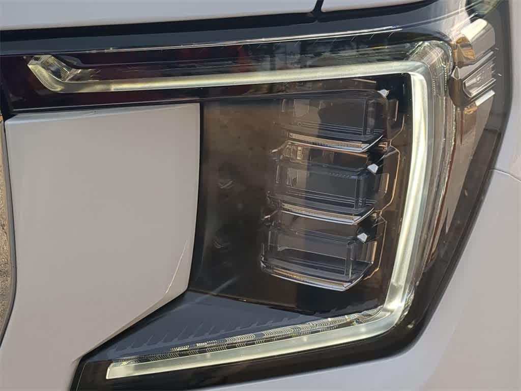 Thumbnail: 2022 GMC Yukon - 11