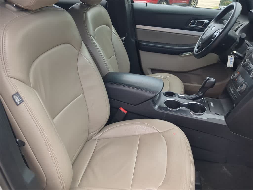 Thumbnail: 2018 Ford Explorer - 20