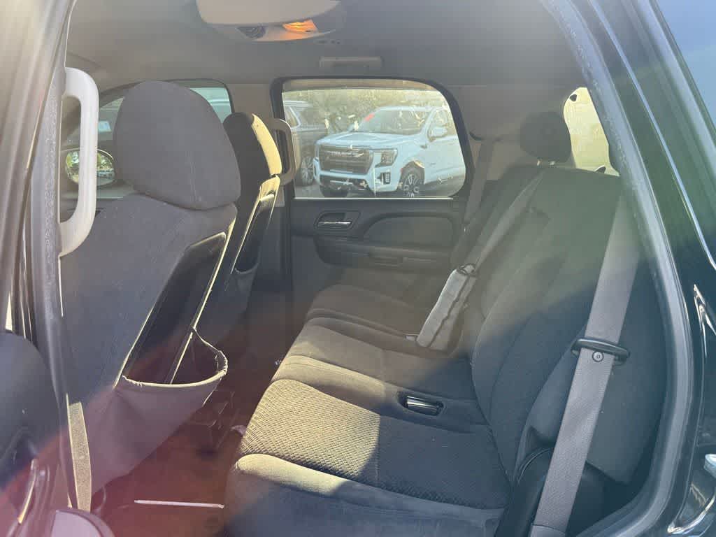 Thumbnail: 2008 Chevrolet Tahoe - 9