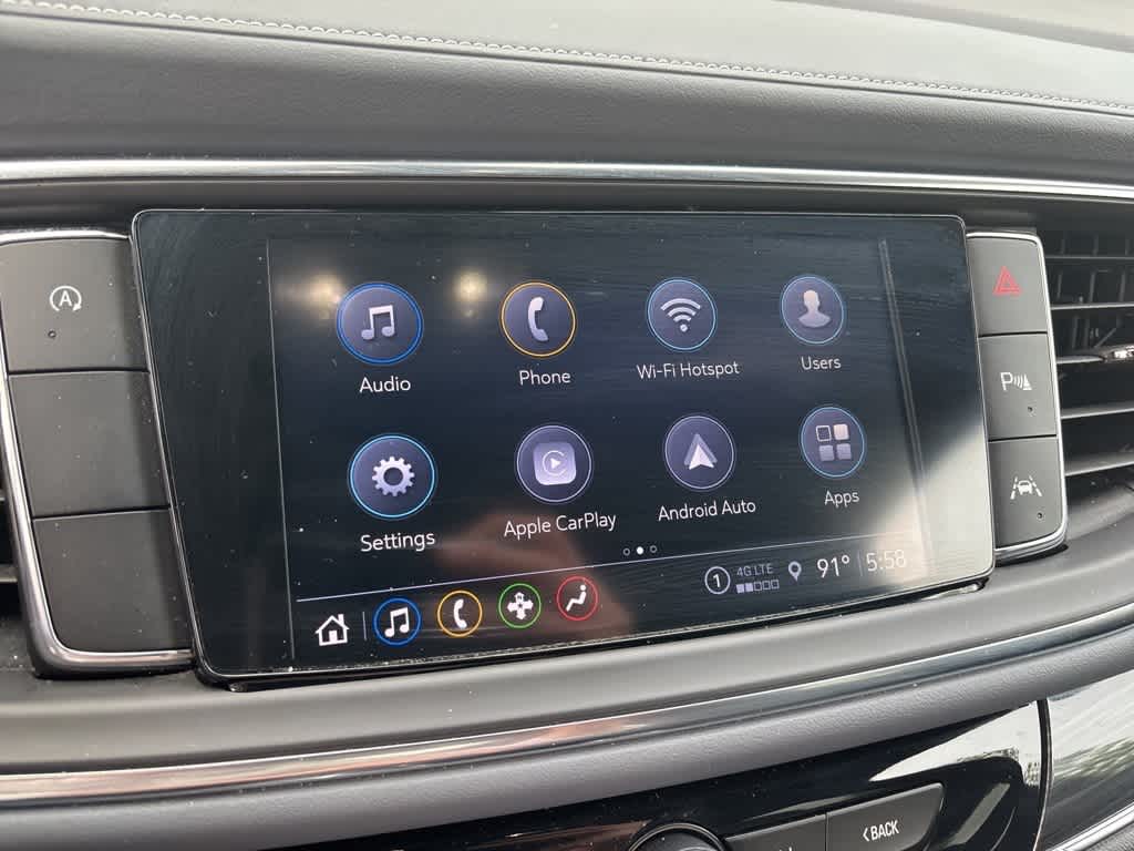 2024 Buick Enclave Essence 3