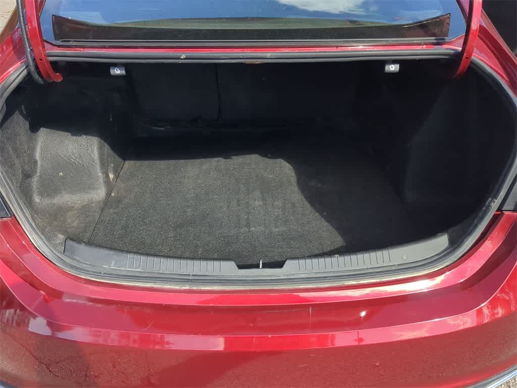 Thumbnail: 2023 Chevrolet Malibu - 32