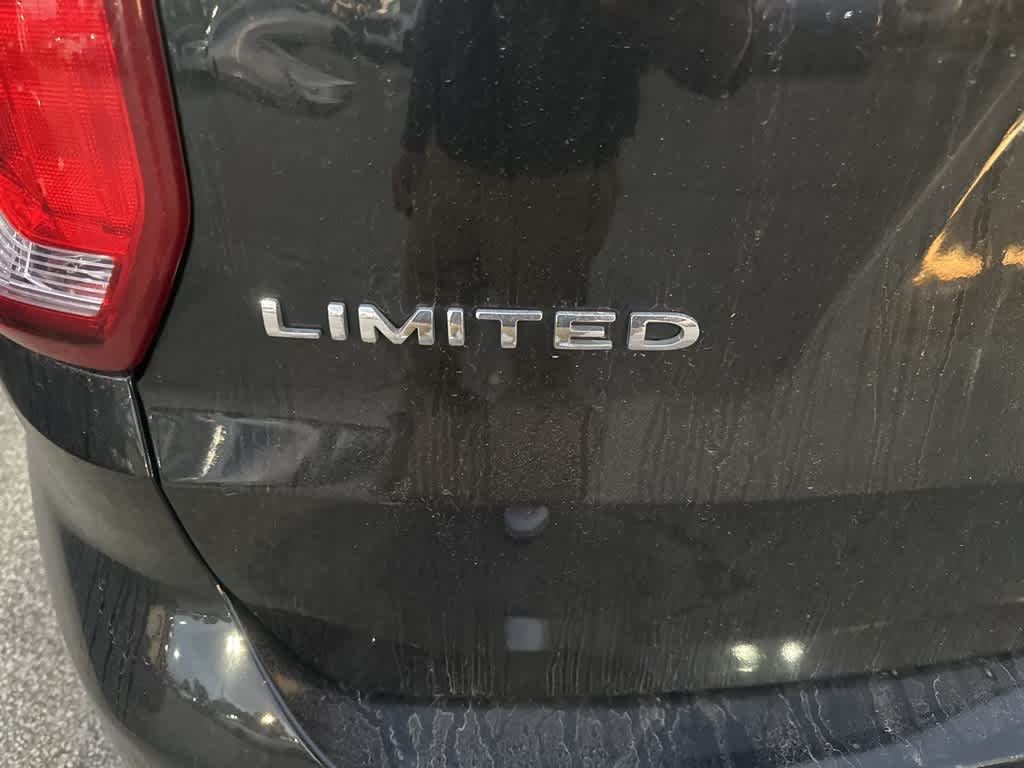 Thumbnail: 2017 Ford Explorer - 16