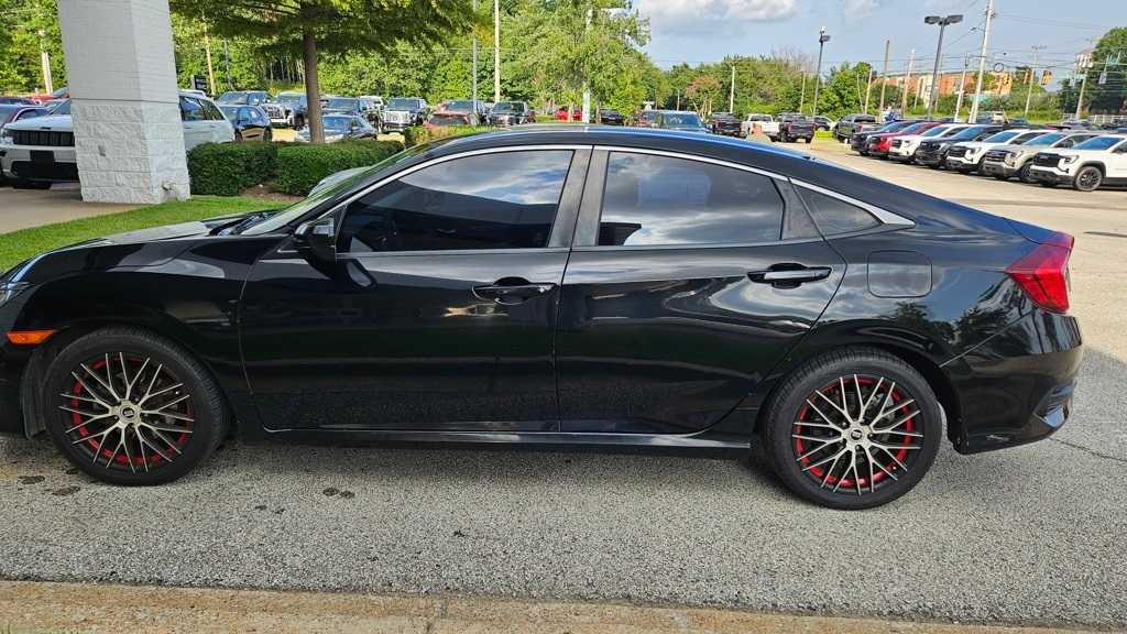 Thumbnail: 2016 Honda Civic - 4