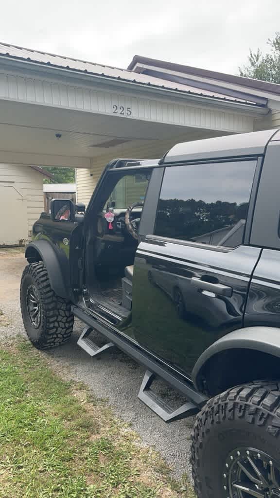 Thumbnail: 2022 Ford Bronco - 3