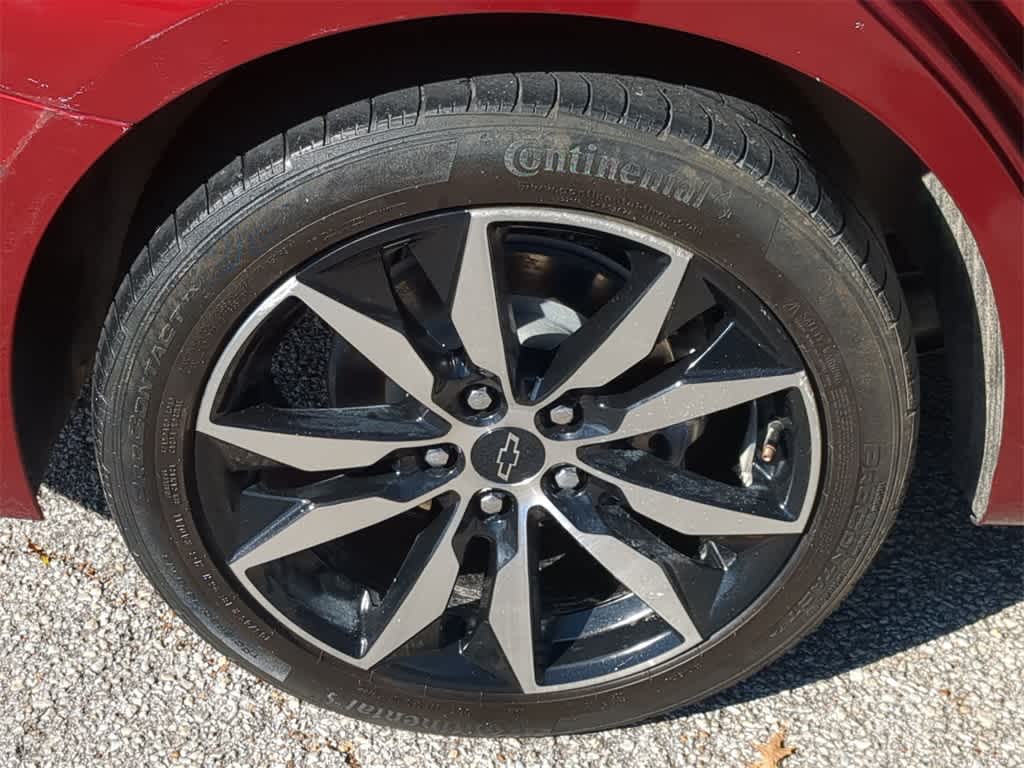 Thumbnail: 2023 Chevrolet Malibu - 14